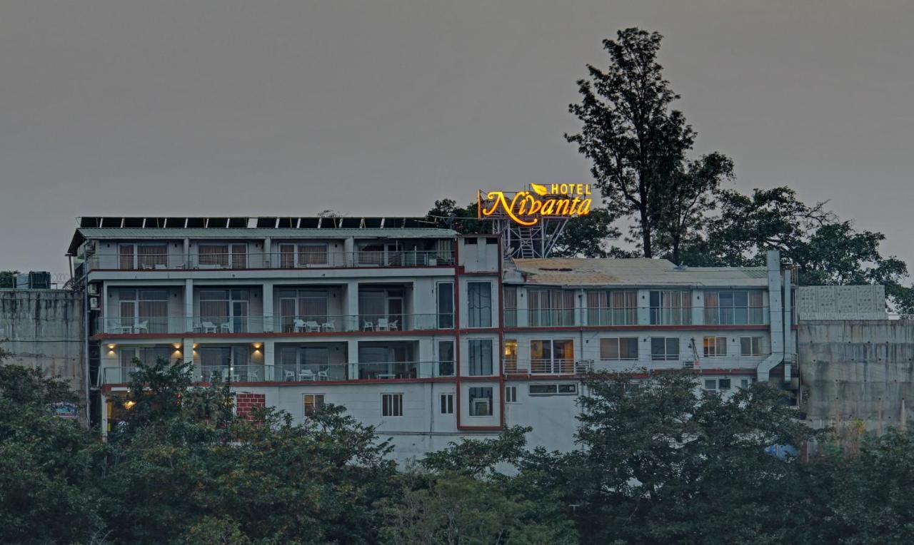 Treebo Tryst Nivanta By Royara Panchgani พันช์กานี ภายนอก รูปภาพ